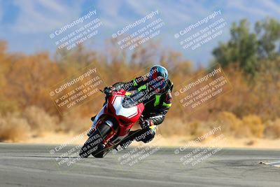 media/Jan-08-2022-SoCal Trackdays (Sat) [[1ec2777125]]/Turn 7 (1035am)/